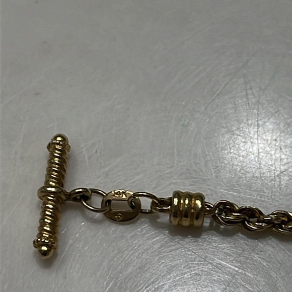 Beautiful 14 kt yellow gold rope bracelet heart toggle closure. Approx 2.46 g. - Picture 11 of 13
